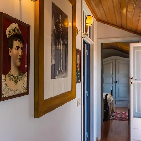 Casa Amor De Ines Alcobaça